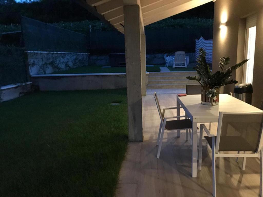 Dimora Aurora Hotel Pastrengo Buitenkant foto