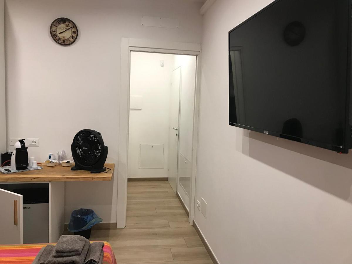 Dimora Aurora Hotel Pastrengo Buitenkant foto