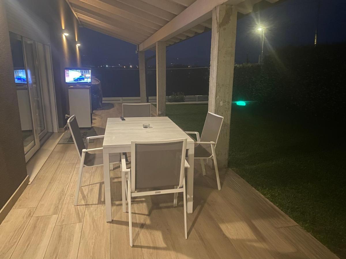 Dimora Aurora Hotel Pastrengo Buitenkant foto